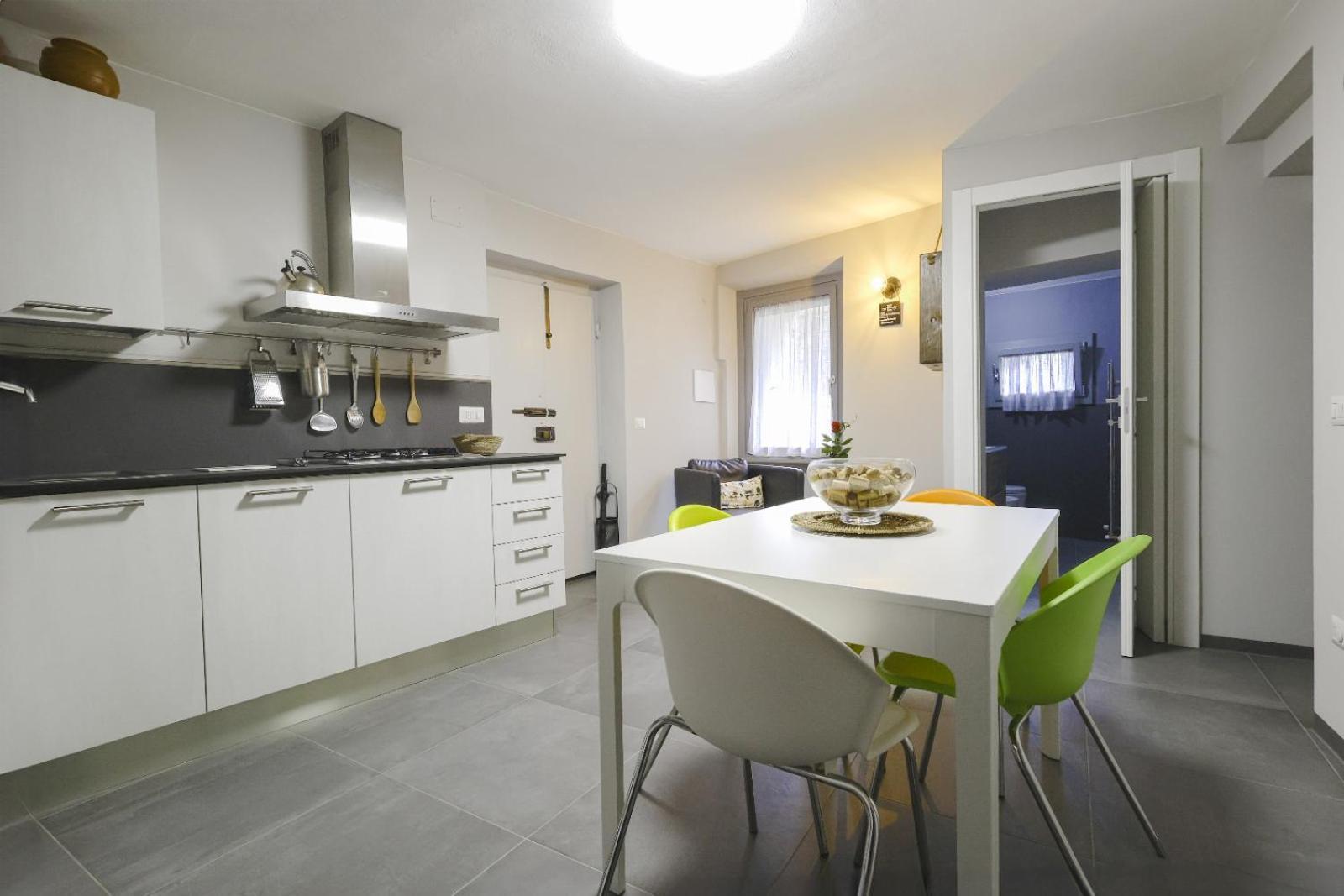 Casa Vacanze Vicolo Della Luna Ambra Exterior foto